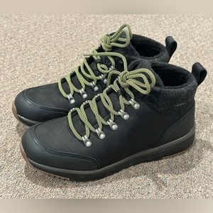 Ugg Olivert waterproof hiking boots
